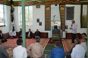 حضور در جمع اهالی روستای چاه نمک
