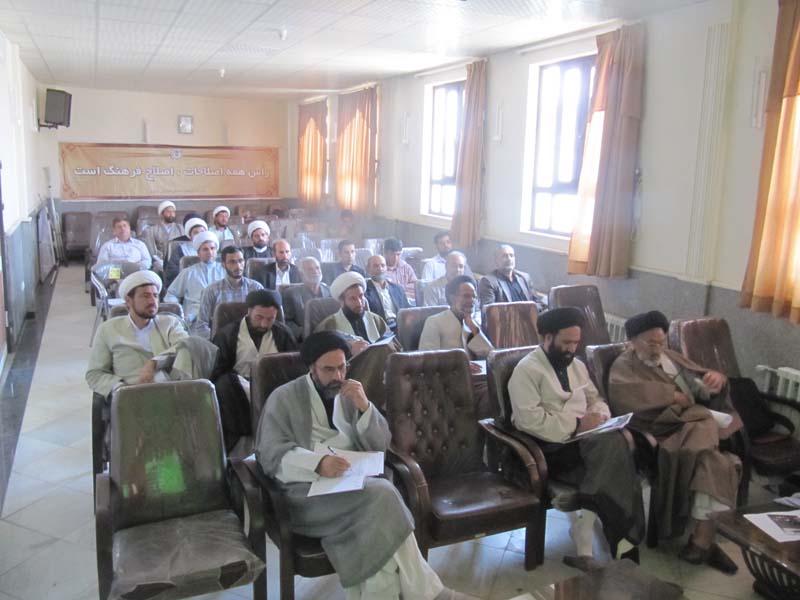 کارگاه آموزشی “جریان شناسی تکفیری”در گناباد برگزار شد