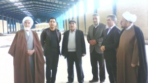 بازدید از کارخانه در حال احداث کاشی هستی